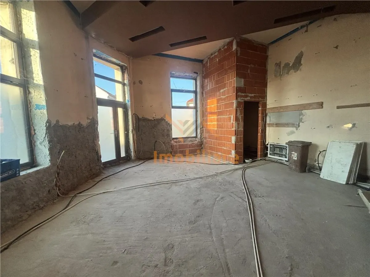 SPATIU COMERCIAL CENTRAL | 107 MP | ORADEA - foto 2