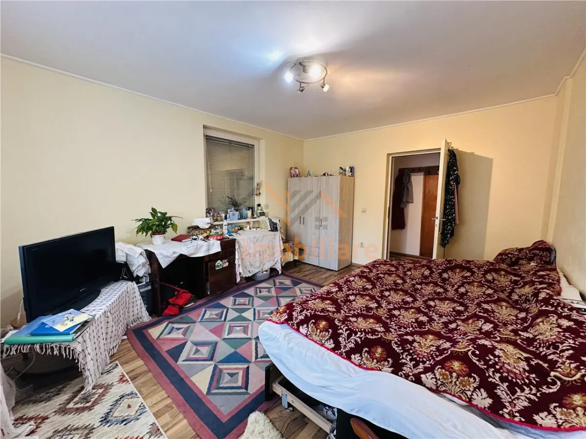CASA CU ETAJ | TEREN 400 MP | ZONA DEALURI | STRADA MARIN PREDA - foto 22