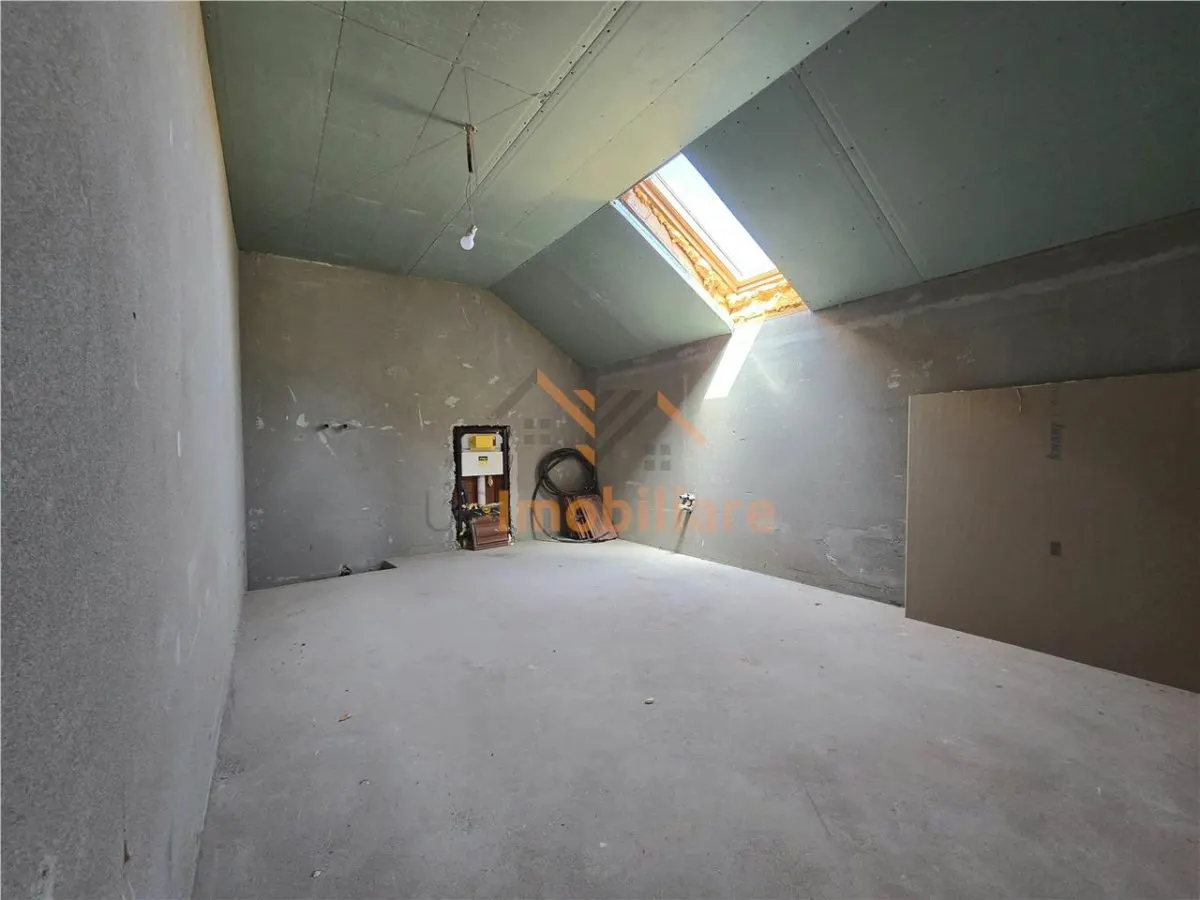 CASA 4 CAMERE | 3 BAI | SAT.CHISTAG | BIHOR - foto 17