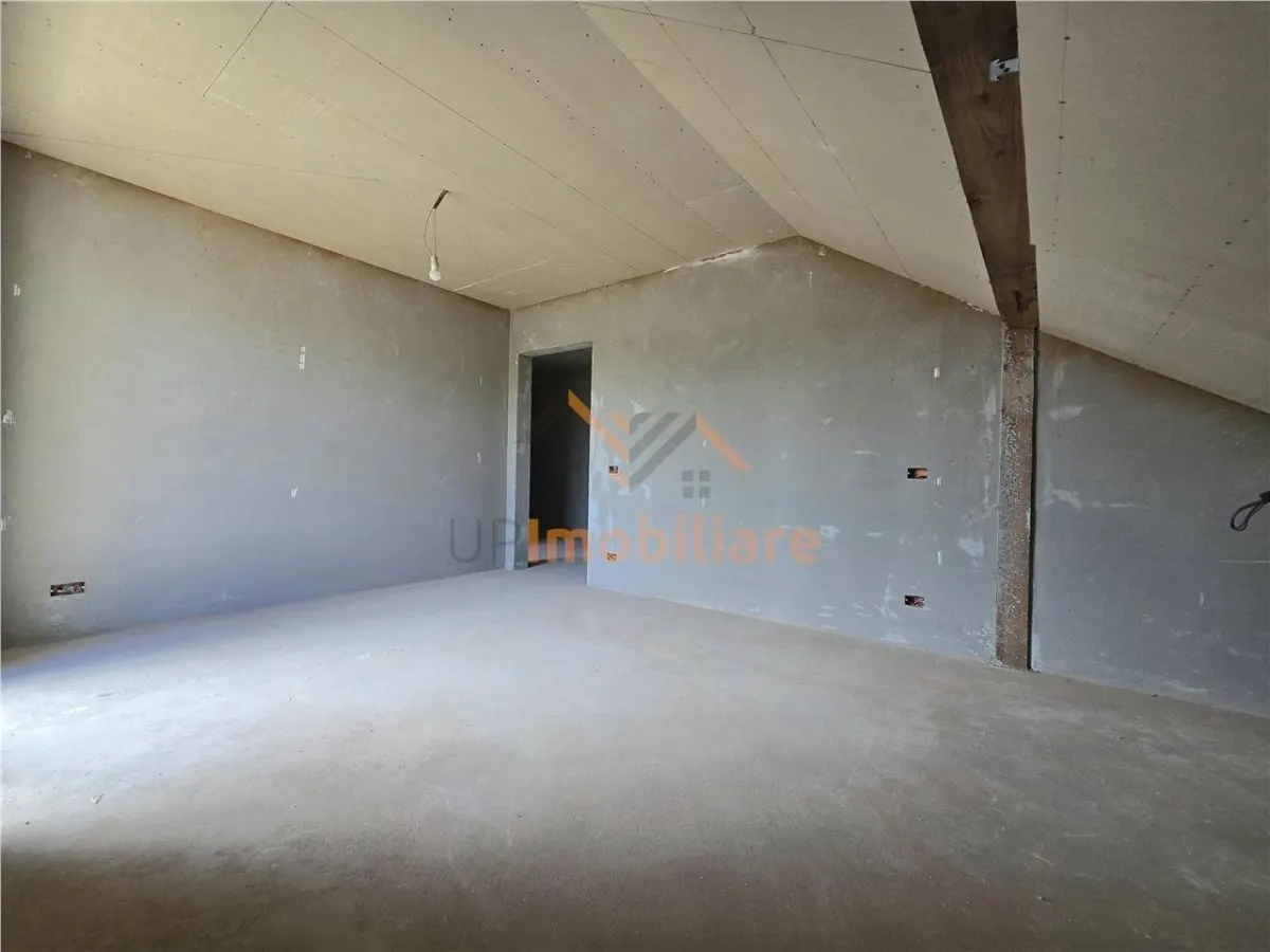 CASA 4 CAMERE | 3 BAI | SAT.CHISTAG | BIHOR - foto 23