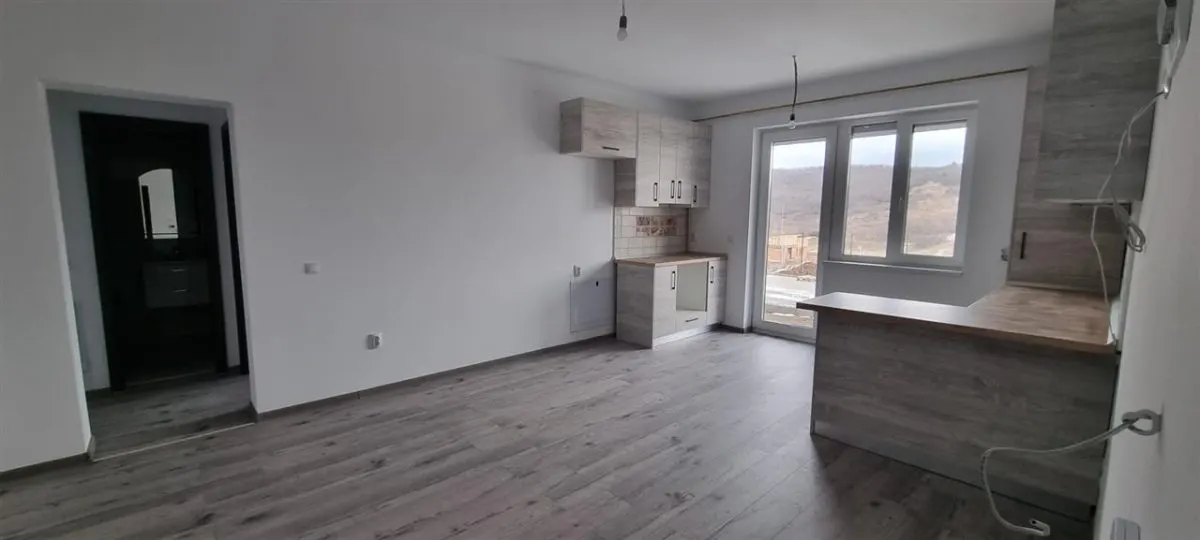 Apartament 2 camere + Terasa de 40mp - zona Rediu - foto 1