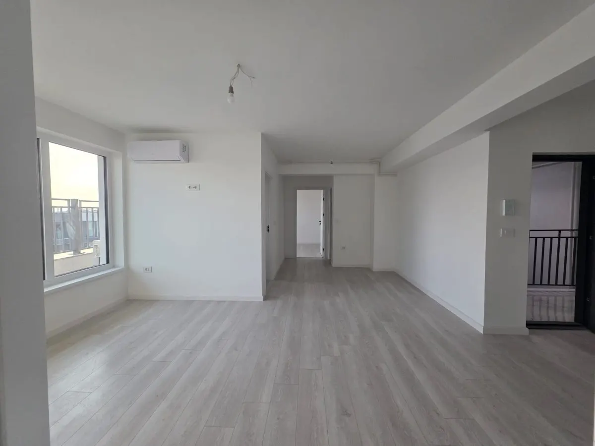 Apartament 3 camere - Etaj 3, 2bai - Str. Soarelui, Păcurari - foto 2