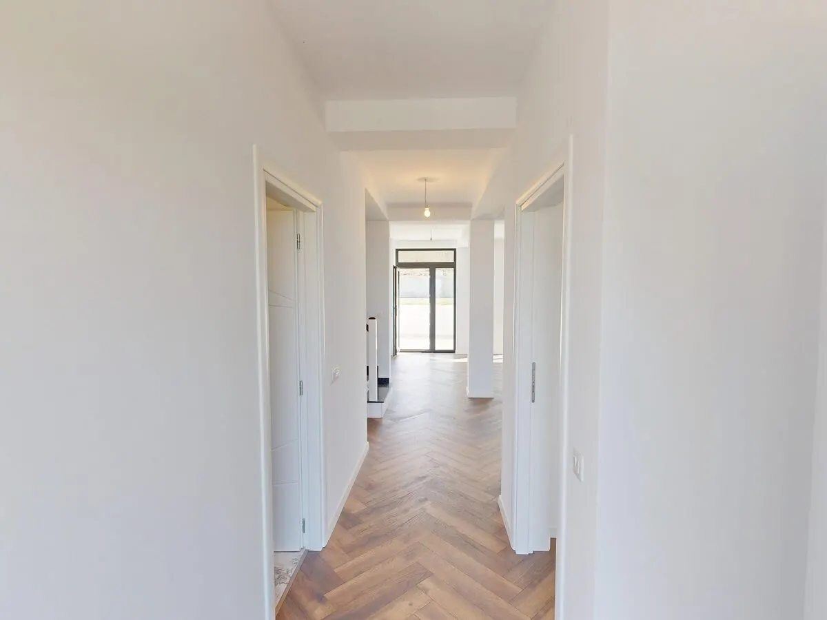 Vilă premium P+1 cu design modern, finisaje de top - foto 12