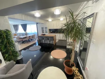 Penthouse de lux, Bucium, priveliste panoramica, 140 mp - Iasi