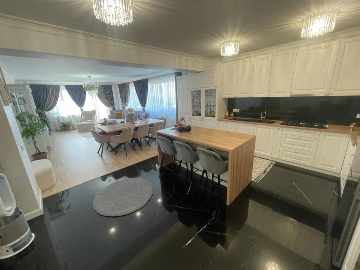 Penthouse de lux, Bucium, priveliste panoramica, 140 mp - foto 8