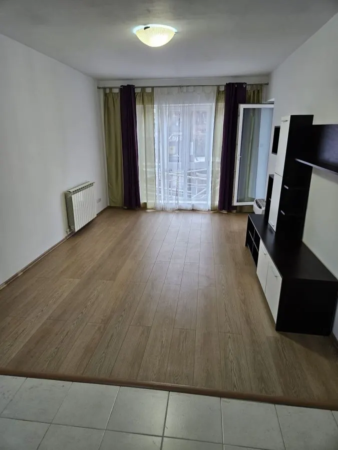 Apartament 2 camere Green Park 86.000 euro bloc 2009 - foto 1