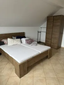 Vila 4 camere Valea Adanca - 800 euro - foto 4