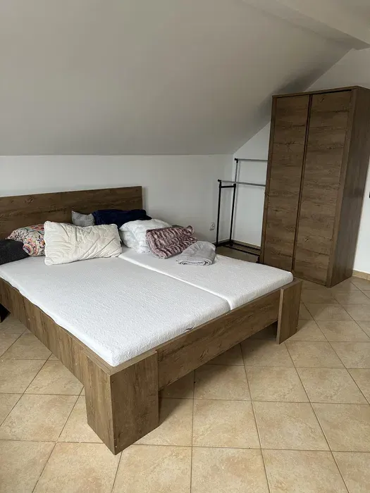 Vila 4 camere Valea Adanca - 800 euro - foto 4