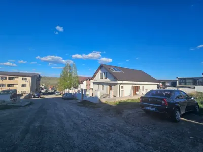 Teren 800mp - str Soarelui - ESQ Village - foto 2