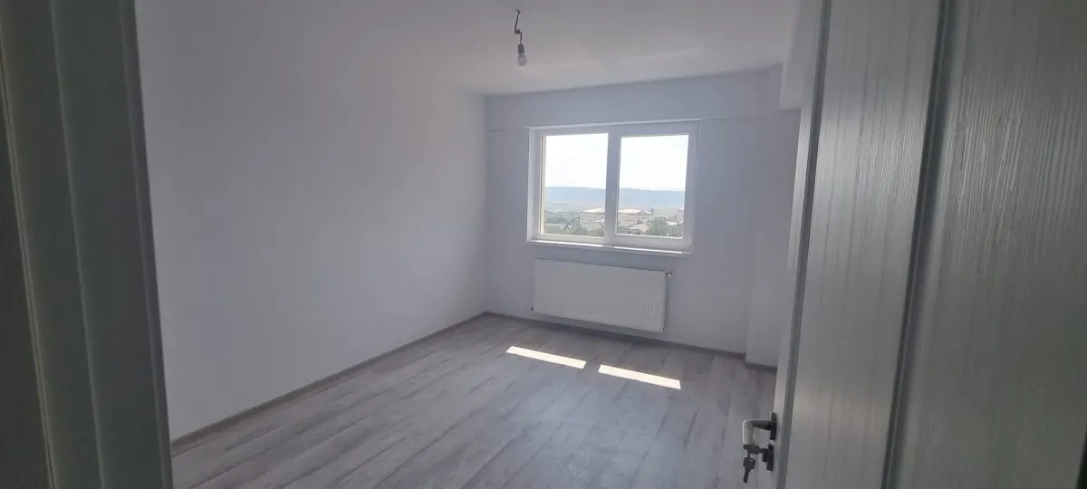 Apartament 2 camere 64mp - Valea Lupului - foto 3