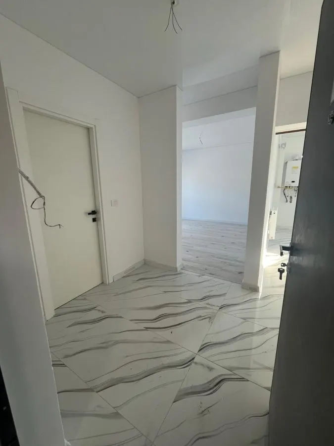 Apartament 1 camera, decomandat, Bucium-Visan, 0% comision, intabulat - foto 2