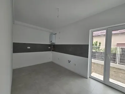 Vila insiruita - Popas Pacurari - foto 8