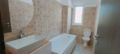 2 CAM TATARASI MOBILAT LUX INTAB. LOC DE PARCARE - foto 18