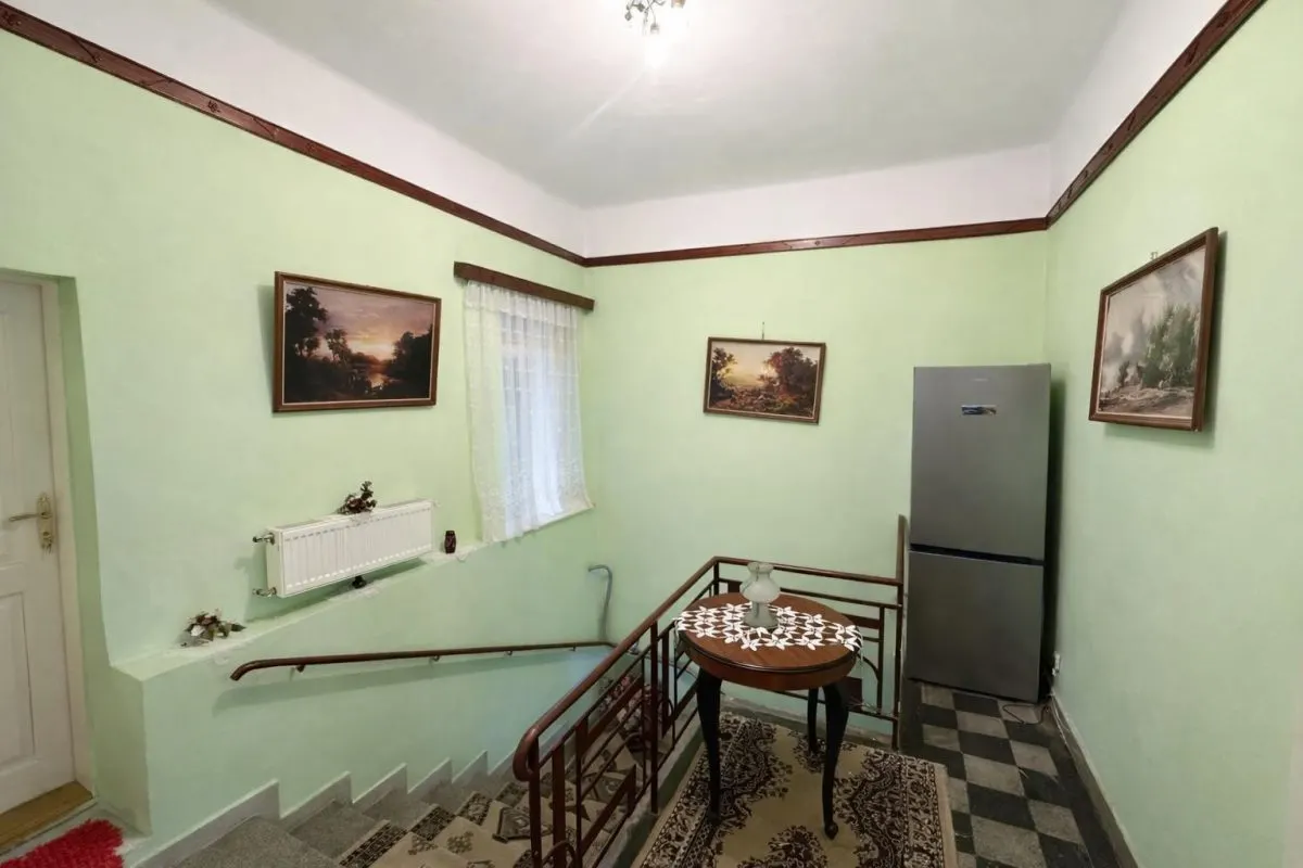 Vilă interbelică, 7 camere, Centru Iaşi - foto 3