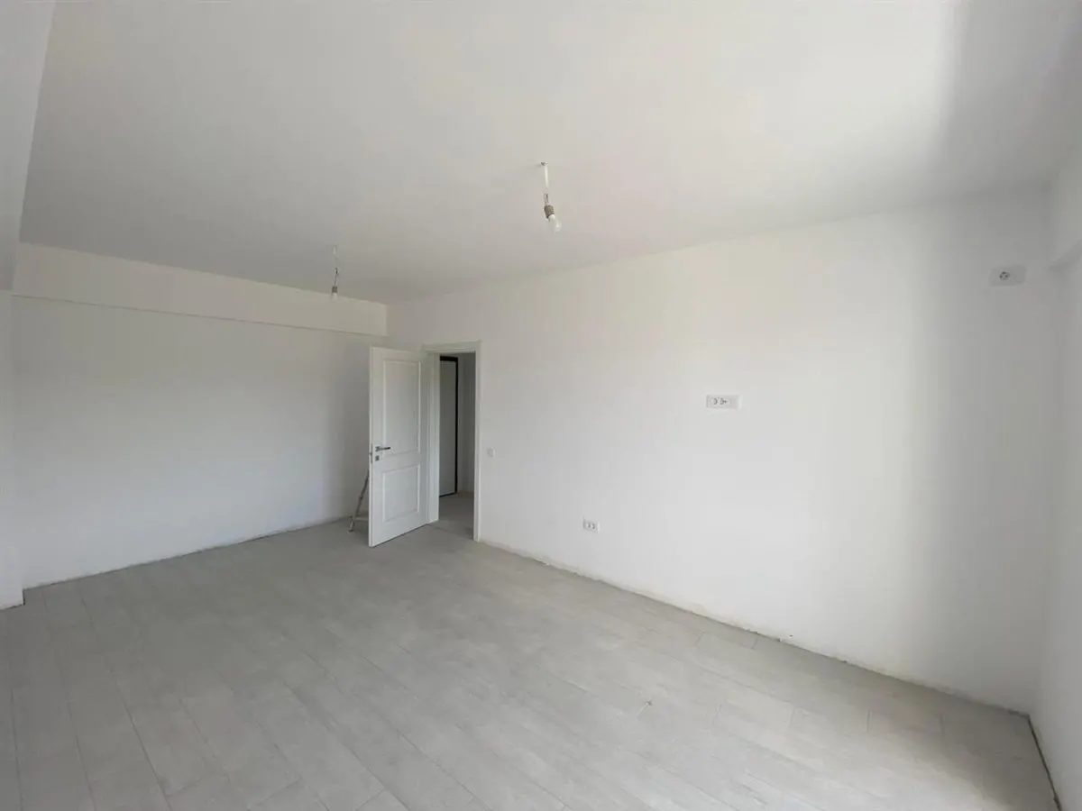 Ap.1 cam. ,D, 40mp, Bucium-Visan, 0% comision - foto 3
