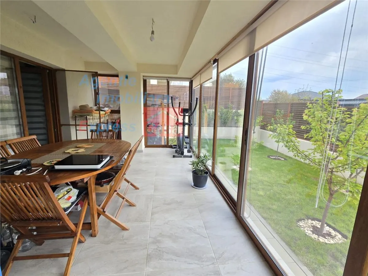 Vila deosebita in Miroslava: constructie premium, eficienta din toate punctele de vedere - foto 1