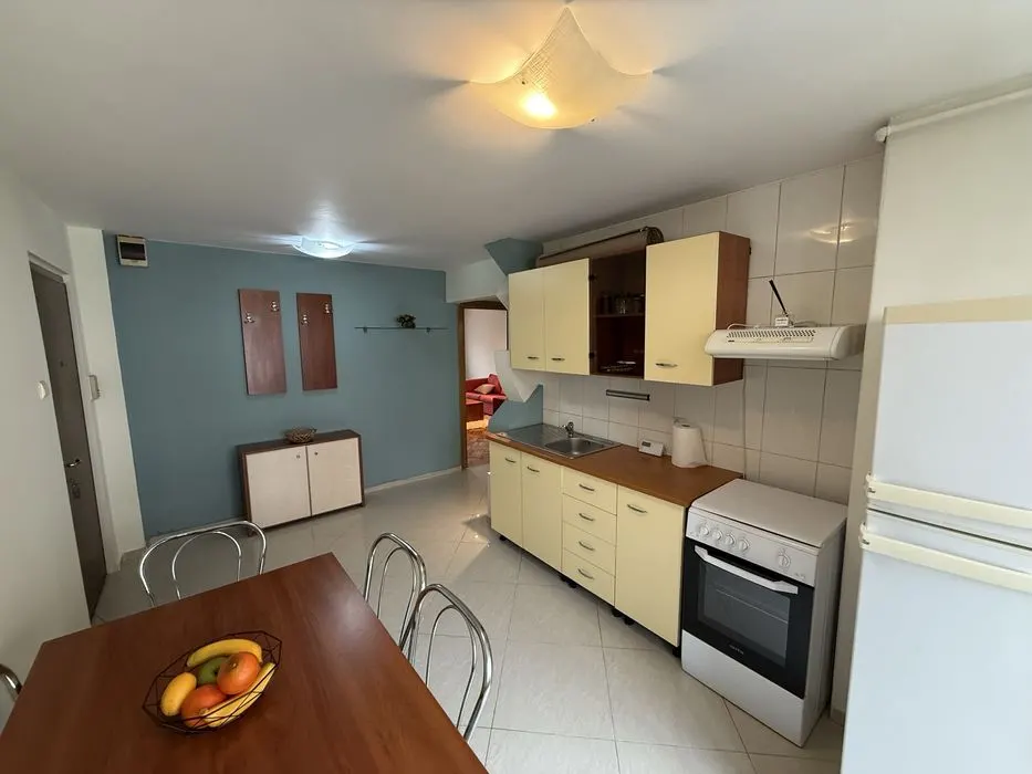 Apartament 2 camere Grivitei(aula universitatii),decomandat,mobilat,120000 Euro - foto 3