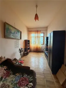 Apartament 2 camere cf 1 decomandat zona Brosteni - Buzau