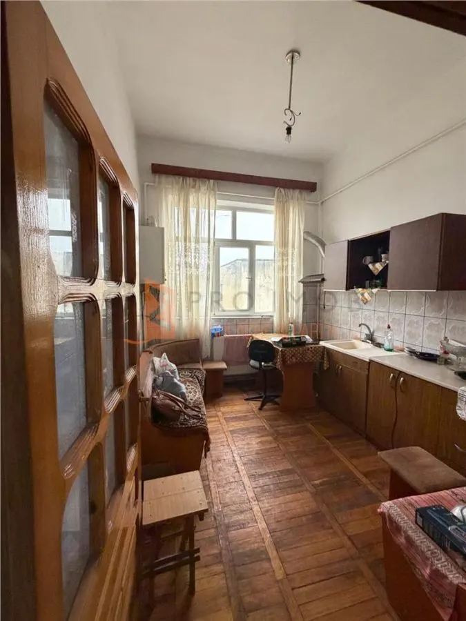 Apartament 2 camere cf 1 decomandat zona Brosteni - foto 4