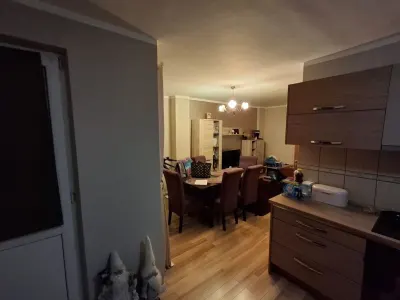 Apartament 3 camere, 2 bai, 2 balcoane, etajul 2 Centrul Civic - foto 4