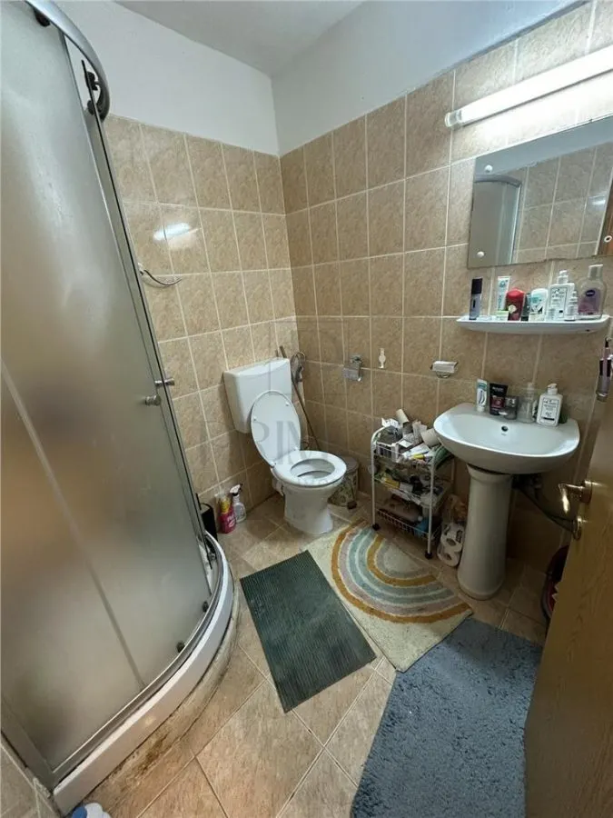 STEAUA APARTAMENT 1 CAMERA , Centrala proprie, mobilat si utilat, bloc anvelopat - foto 4