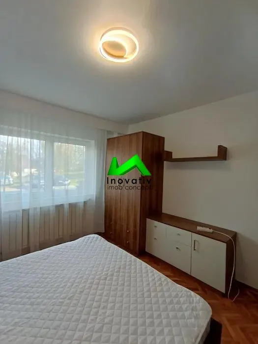 Apartament de inchiriat 3 camere Sibiu Vasile Aaron - foto 4