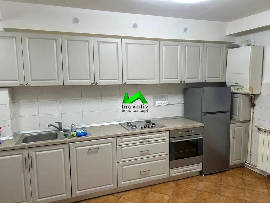 Apartament de inchiriat 3 camere Sibiu Vasile Aaron - foto 5
