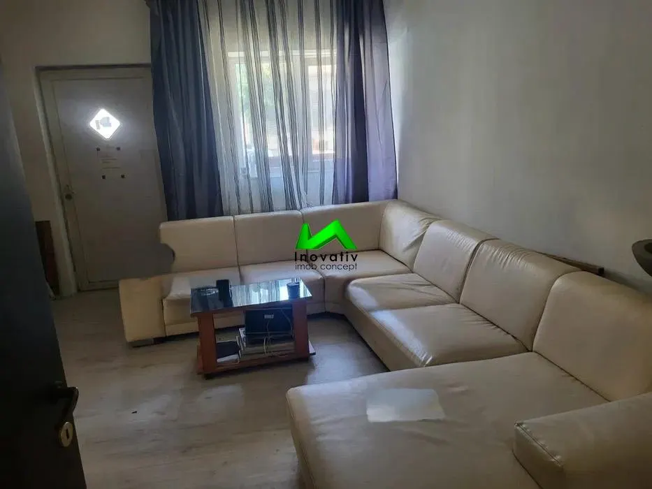 Casa de vanzare 4 camere zona Terezian - foto 1