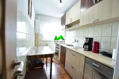 Apartament de inchiriat 3 camere Vasile Aaron - foto 4