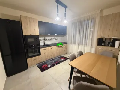 Casa de inchiriat 3 camere Calea Cisnadiei - Cisnadie