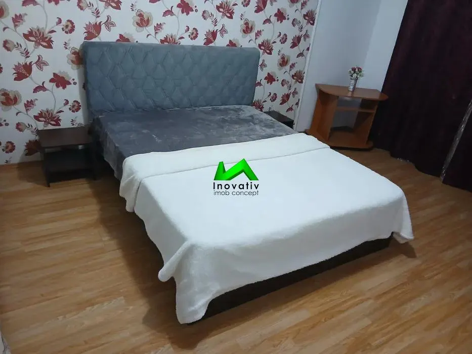 Apartament de vanzare 2 camere decomandate Sibiu Vasile Aaron - foto 2