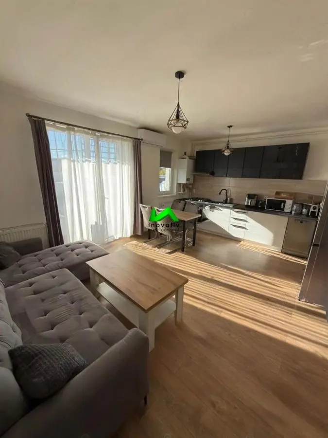 Apartament de vanzare 3 camere Calea Turnisorului - foto 1
