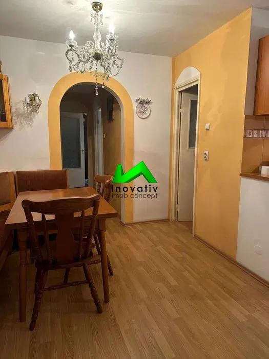 Apartament de vanzare 3 camere Sibiu Vasile Aaron - foto 3