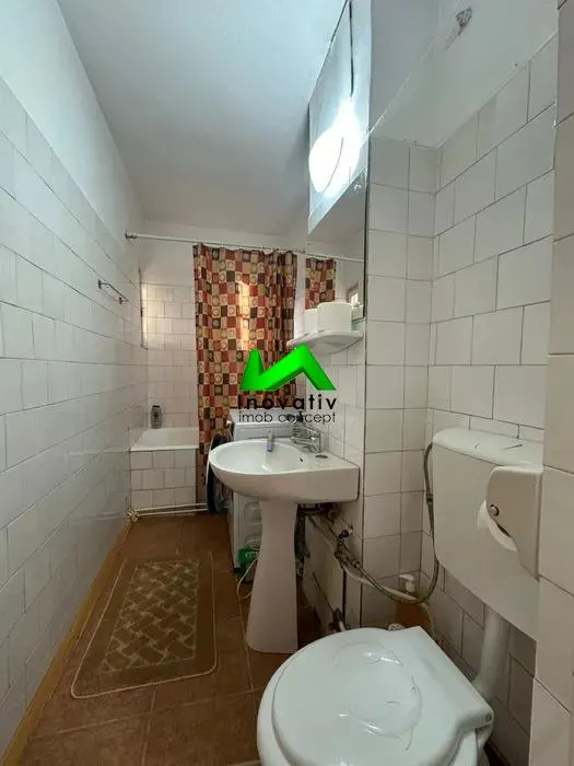 Apartament de vanzare 3 camere Sibiu Vasile Aaron - foto 7