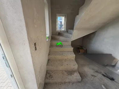 Casa de vanzare 7 camere singur in curte Sibiu Cisnadie - foto 13