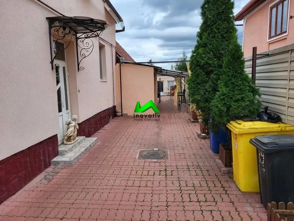 Casa de vanzare cu 6 camere si  piscina interioara Sibiu Turnisor - foto 1