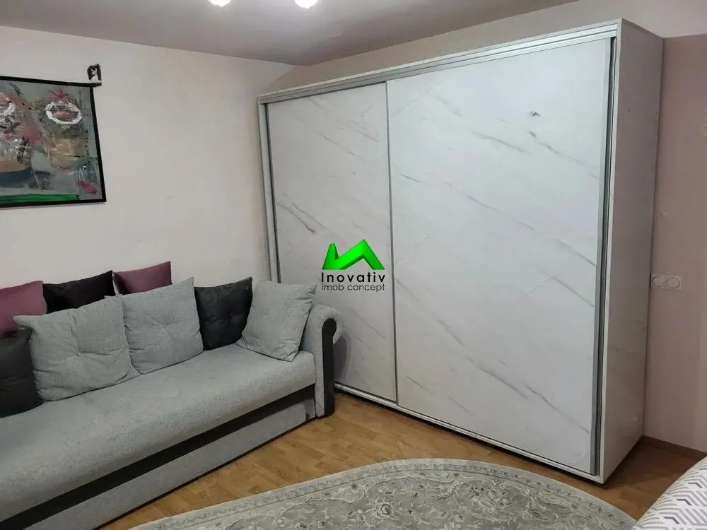 Casa de vanzare cu 6 camere si  piscina interioara Sibiu Turnisor - foto 5