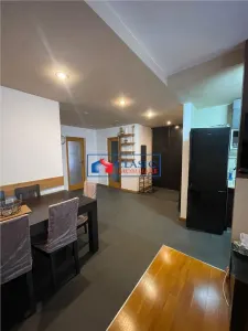 Inchiriere apartament 3 camere bloc tip vila in Andrei Muresanu- zona strazii Alverna - foto 3