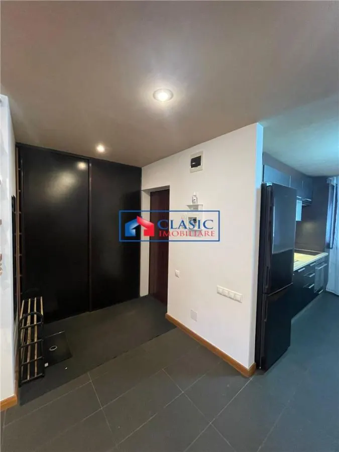 Inchiriere apartament 3 camere bloc tip vila in Andrei Muresanu- zona strazii Alverna - foto 4
