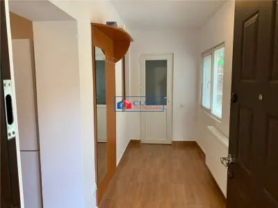 Vanzare apartament 2 camere curte comuna, Centru zona Mihai Viteazu, Cluj-Napoca - foto 3