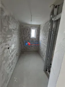 Vanzare apartament 3 camere zona Sesul de Sus Floresti - foto 5