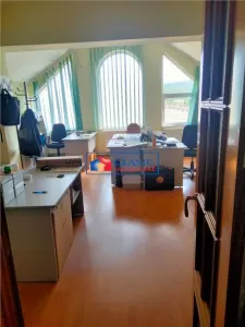 Vanzare apartament 4 camere deosebit, in vila zona LIDL Buna Ziua, Cluj-Napoca - foto 8