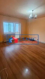 Vanzare apartament 4 camere decomandat zona Maramuresului Dambul Rotund, Cluj-Napoca - Cluj-Napoca