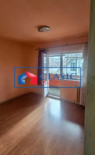 Vanzare apartament 4 camere decomandat zona Maramuresului Dambul Rotund, Cluj-Napoca - foto 2