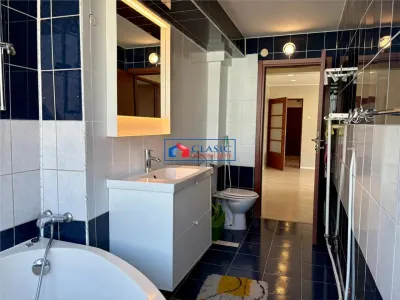 Vanzare apartament 2 camere modern in Centru- zona Piata Mihai Viteazu - foto 11