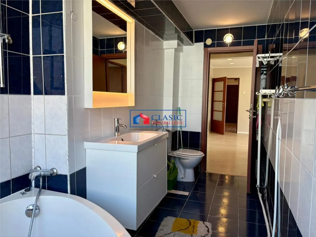 Vanzare apartament 2 camere modern in Centru- zona Piata Mihai Viteazu - foto 11