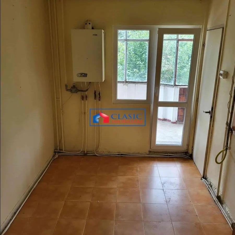 Vanzare apartament 2 camere decomandate in Plopilor- zona Parcul Babes - foto 3