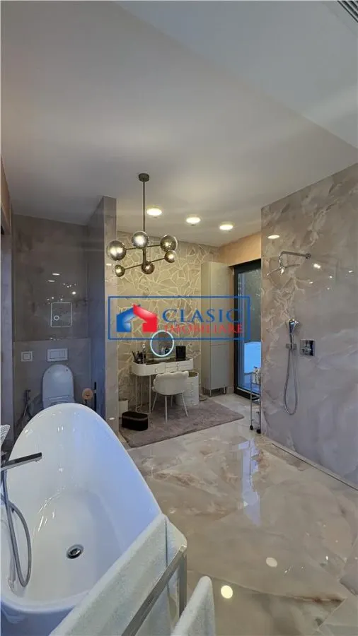Vanzare casa individuala 5 camere finisaje de LUX in Borhanci - foto 12