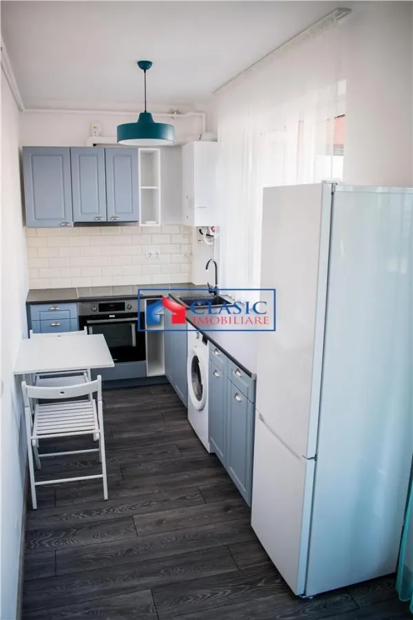 Vanzare apartament 2 camere modern bloc nou zona Centrala- Piata Abator - foto 5