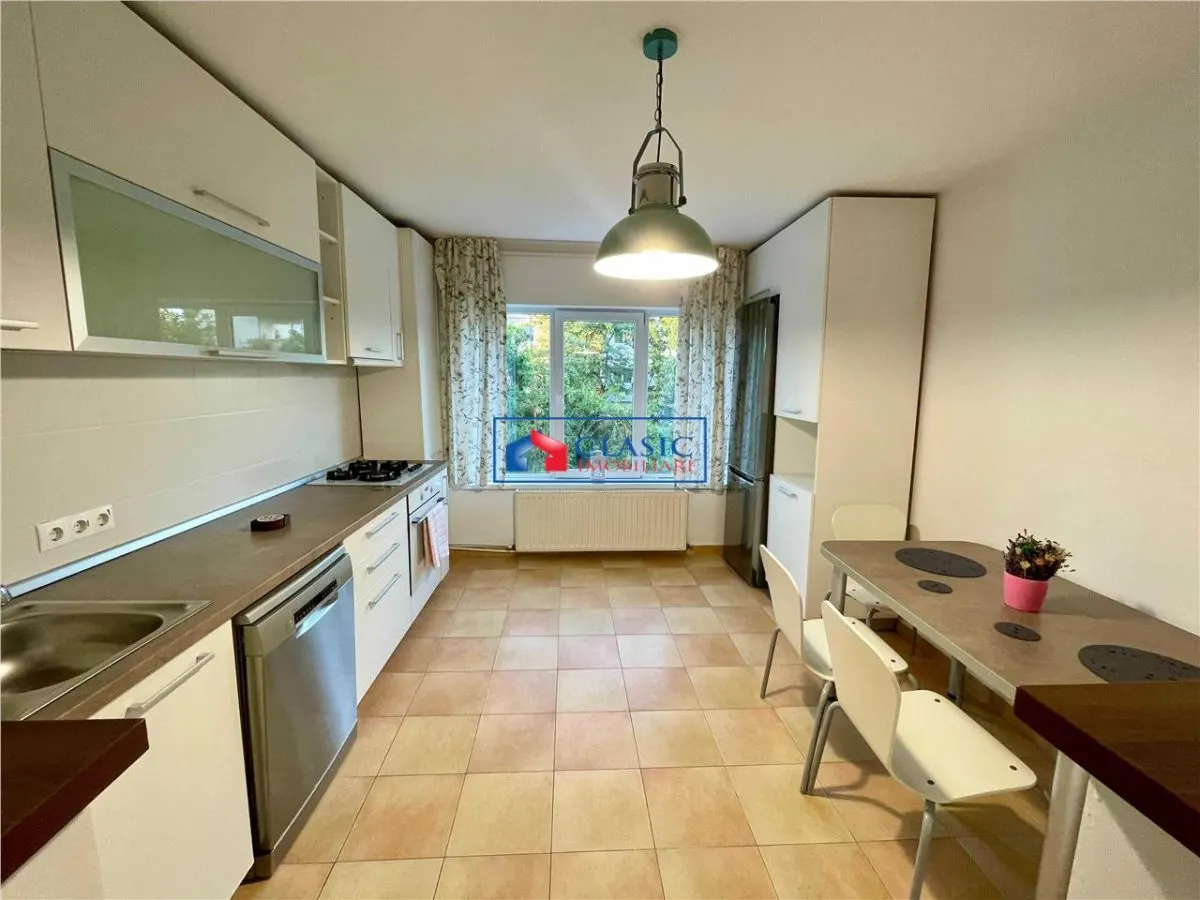 Inchiriere apartament 2 camere decomandate in Zorilor- str Lunii - foto 1